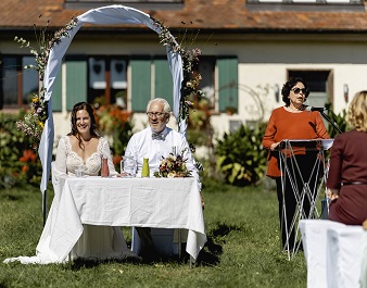 Hochzeitsrednerin Irmgard Duttenhofer mit Anke und Hardy